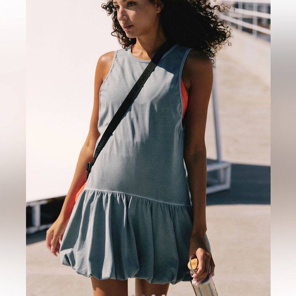 Free People FP Movement Hot Shot Bubble Set in Summer Storm